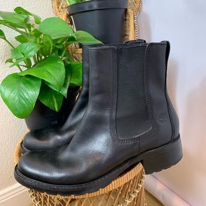 Timberland Women’s Black Booties.